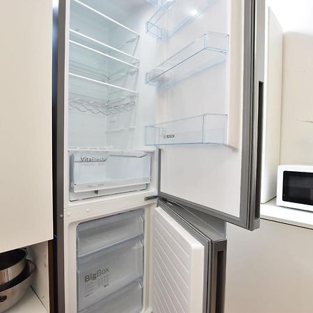 Huge Apartment In Awesome Location With Parking Innsbruck Bagian luar foto