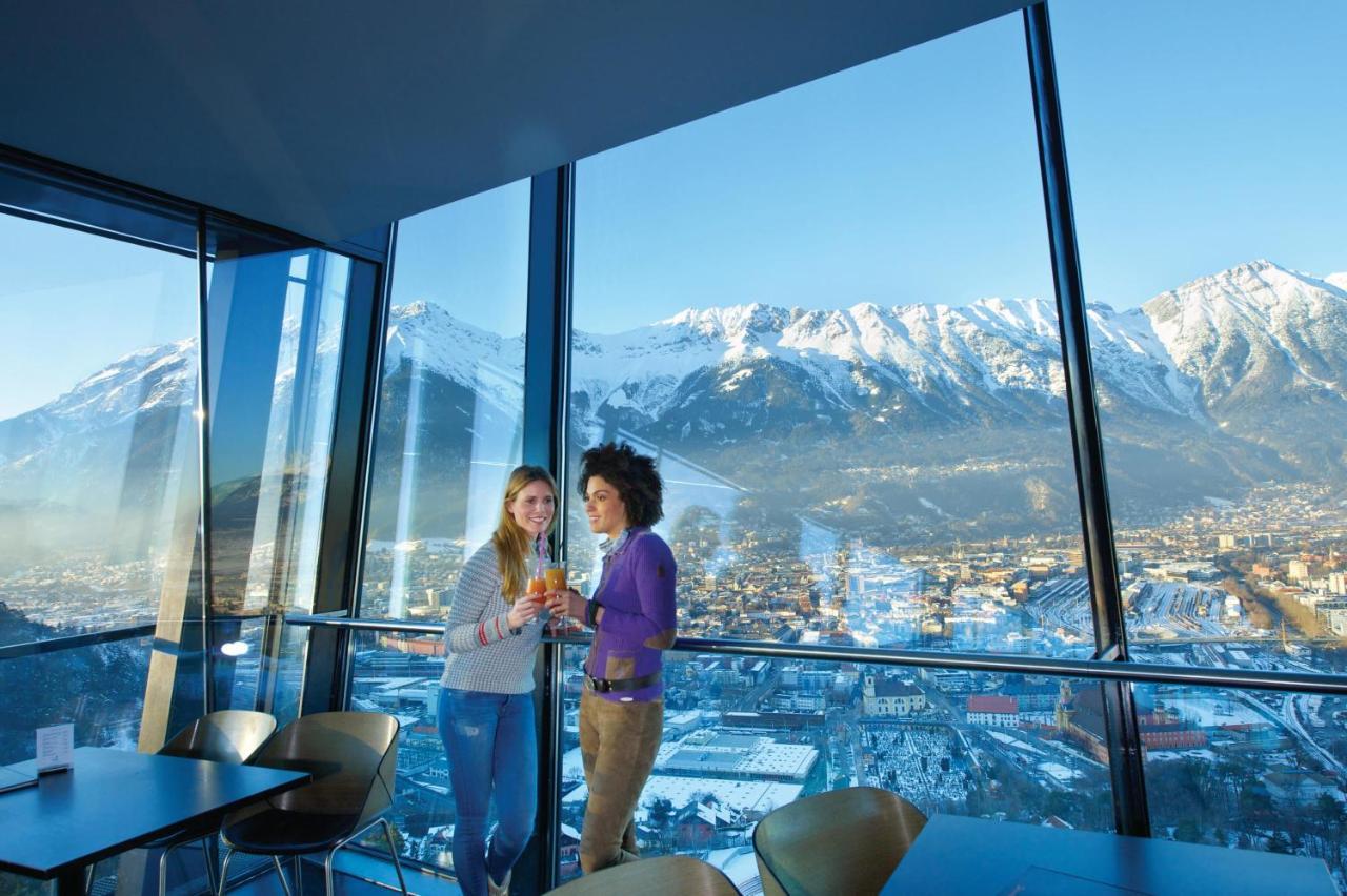 Huge Apartment In Awesome Location With Parking Innsbruck Bagian luar foto
